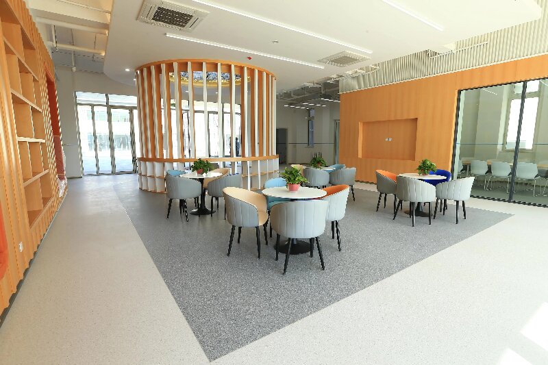 潔弗樂塑膠地板