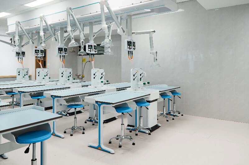 潔弗樂(lè)學(xué)校pvc地板