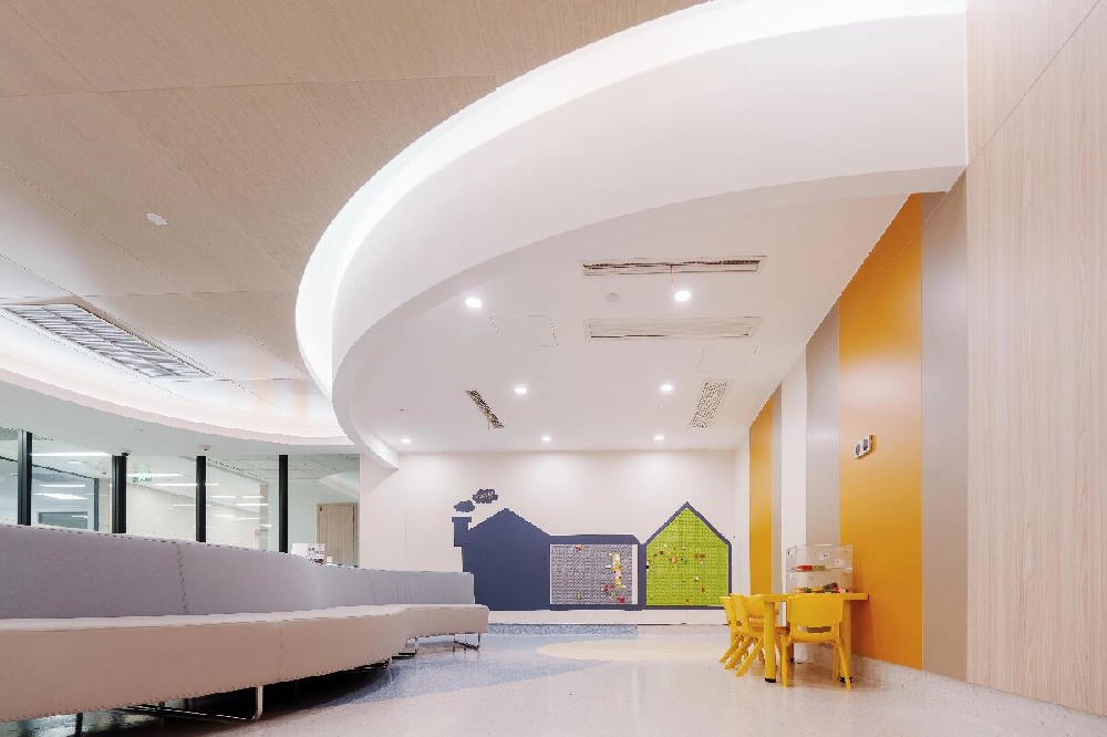 2026彈性地板行業(yè)新規(guī)出臺，環(huán)保與安全標(biāo)準(zhǔn)再提高